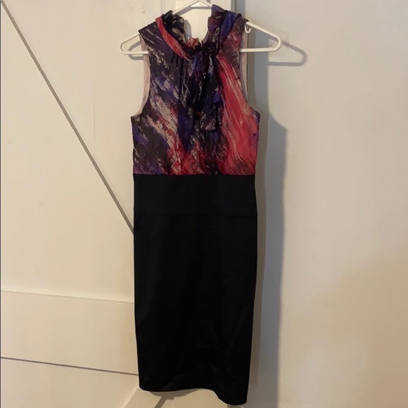 BCBG Size 2 vibrant dress - Picture 4 of 6